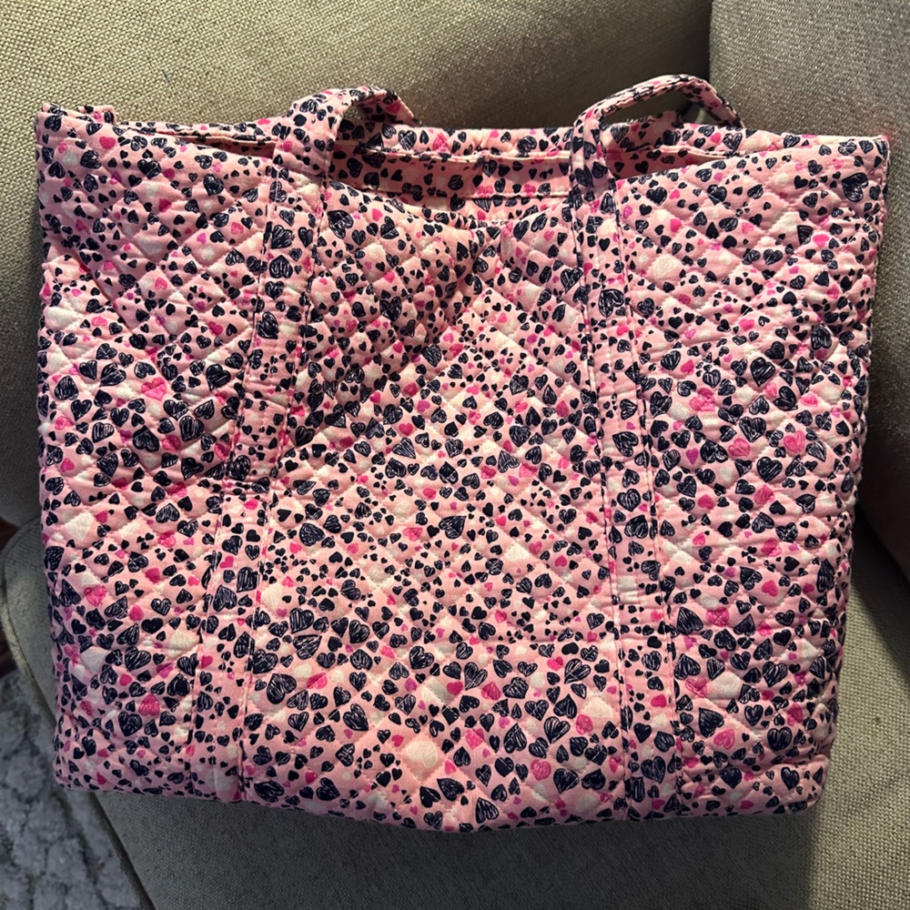 Vera Bradley heart tote